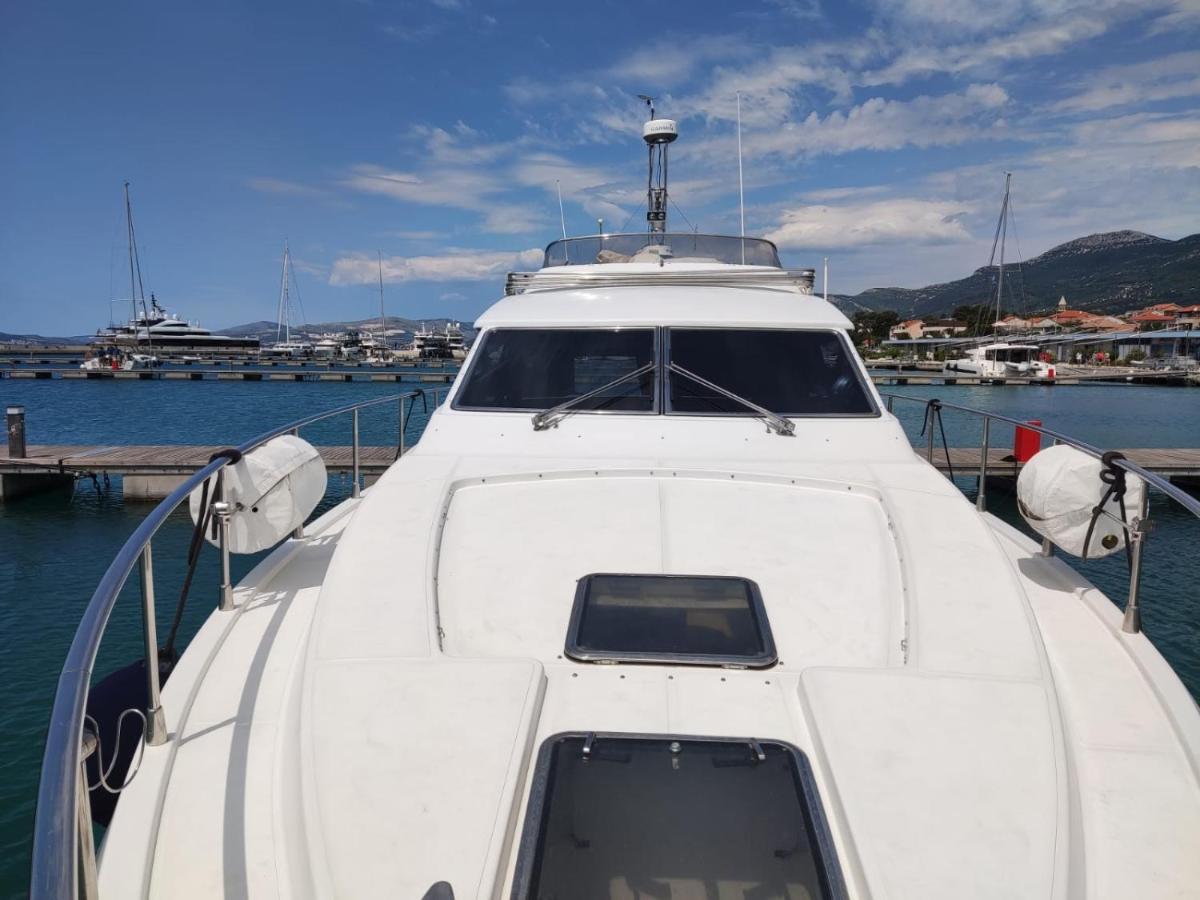 Hotel Luxury Yacht - Lex Of The Seas Split Exterior foto